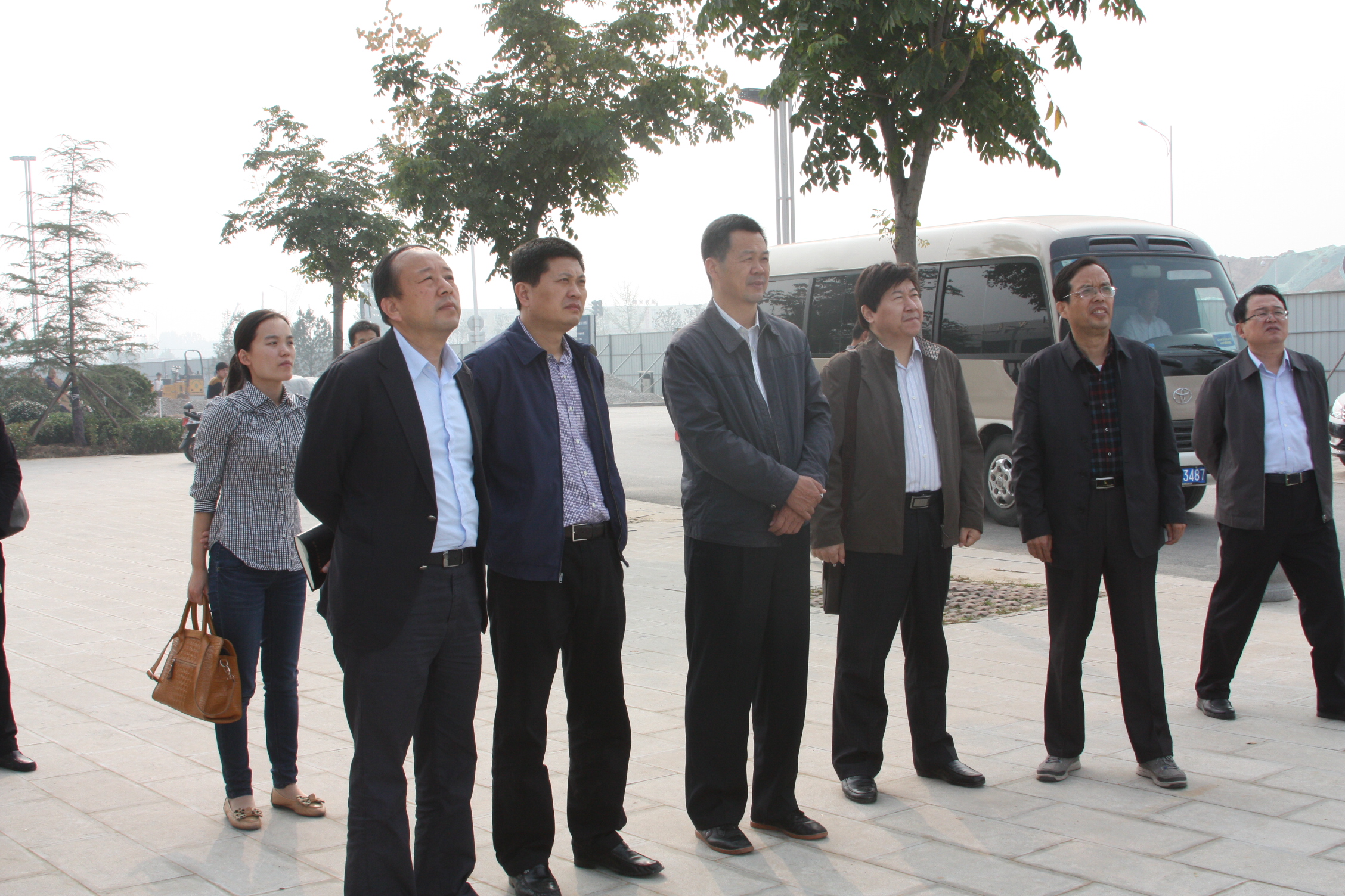 省统计局副局长王世炎莅郑调研